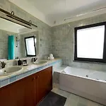 Villa House Ponta Delgada