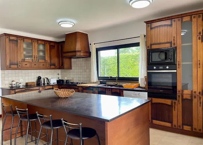 House 别墅 蓬塔德尔加达