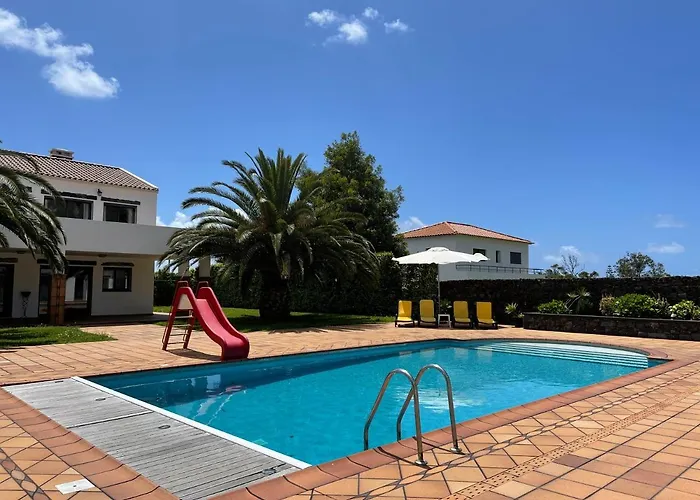 House 别墅 蓬塔德尔加达