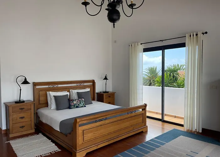 House 蓬塔德尔加达